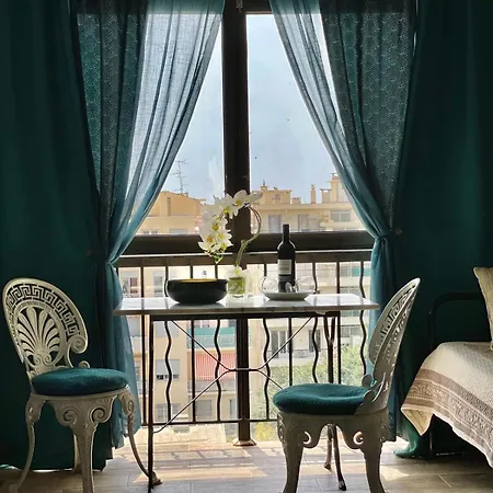 Luxurious In 450 M Of The Sea Νίκαια